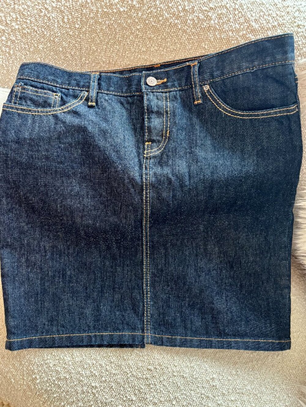 Gap Limited Denim Skirt – Size 8 – Classic Style